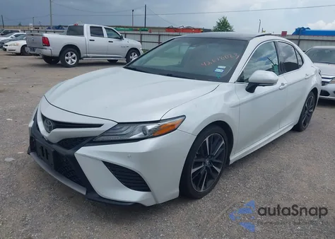 2018 Toyota Camry Xse V6 z USA, uszkodzony, nr VIN 4T1BZ1HK8JU012249